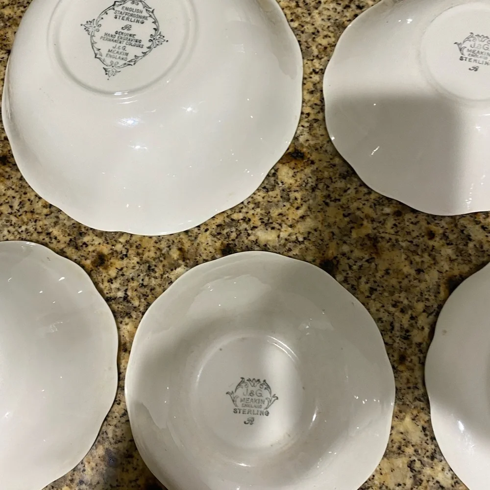 8 VTG J & G Meakin England Sterling Renaissance Green 1 Soup 3 Cereal 4 Saucers